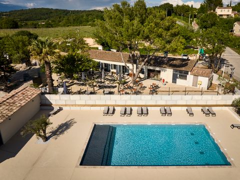 Emplacement - Emplacement : camping car + électricité + eau