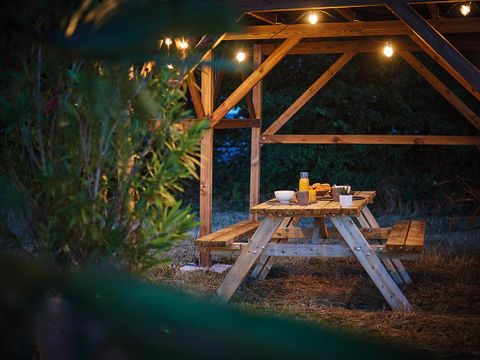 HÉBERGEMENT INSOLITE 2 personnes - Tente insolite