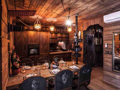 CHAMBRE 6 personnes - Suite Prestige Barbe Noire