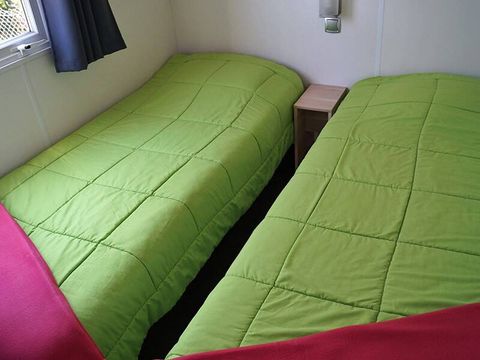 MOBILHOME 4 personnes - Classic | 2 Ch. | 4 Pers. | Terrasse surélevée | TV