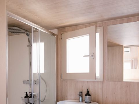 HÉBERGEMENT INSOLITE 4 personnes - Tiny Home Family