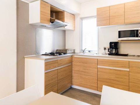 BUNGALOW 4 personnes - Mobil-home | Premium | 2 Ch. | 4 Pers. | Terrasse simple | Clim. | TV