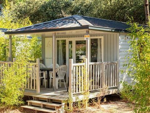 BUNGALOW 4 personnes - Mobil-home | Premium | 2 Ch. | 4 Pers. | Terrasse simple | Clim. | TV