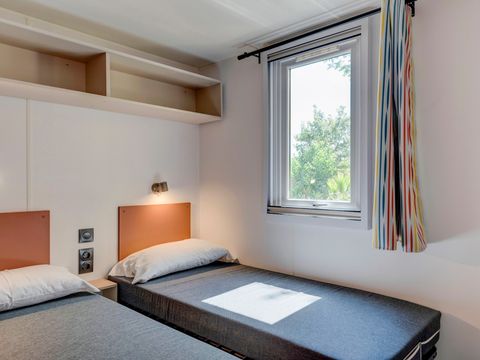 MOBILHOME 6 personnes - Mobil-home | Comfort | 3 Ch. | 6 Pers. | Terrasse surélevée | Clim. | TV
