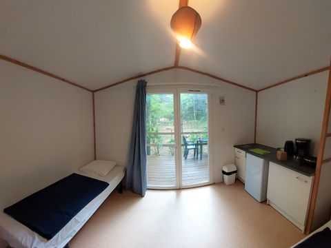 CHALET 2 personnes - CHALET PRET A CAMPER avec kitchenette / sans salle de bain