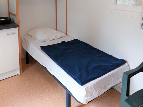 CHALET 2 personnes - CHALET PRET A CAMPER avec kitchenette / sans salle de bain