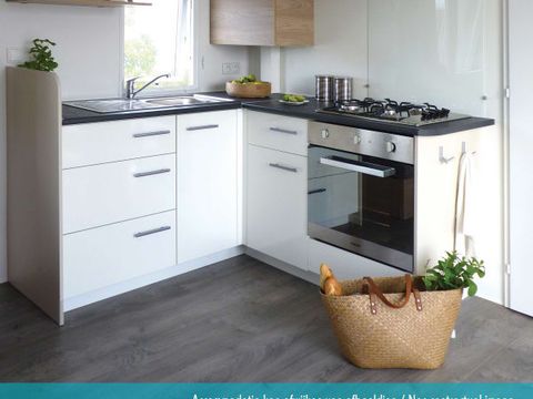 MOBILHOME 6 personnes - Elégance 3 chambres (6 pers) terrasse MOBILHOME 6 personnes - Elégance 3 chambres (6 pers) terrasse