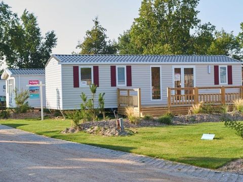 MOBILHOME 4 personnes - Excellence 2 chambres (4 pers) terrasse MOBILHOME 4 personnes - Excellence 2 chambres (4 pers) terrasse