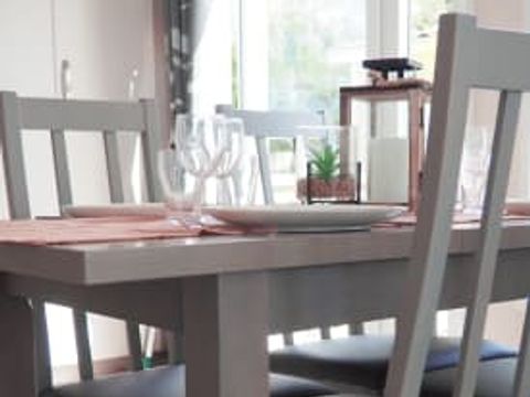 CHALET 6 personnes - Chalet Large 3 chambres avec terrasse (6 pers)