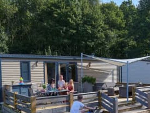 MOBILHOME 6 personnes - Elegance 3 chambres avec terrasse
