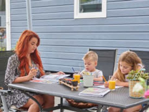 MOBILHOME 4 personnes - Excellence 2 chambres avec terrasse