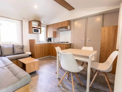 MOBILHOME 4 personnes - Azalée 3 Pièces 4 Personnes MOBILHOME 4 personnes - Azalée 3 Pièces 4 Personnes
