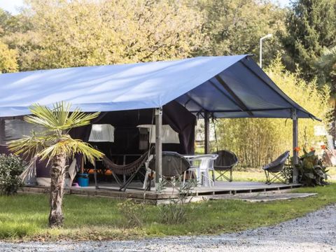 TENTE 5 personnes - Safari 3 Pièces 5 Personnes Sans Sanitaire TENTE 5 personnes - Safari 3 Pièces 5 Personnes Sans Sanitaire