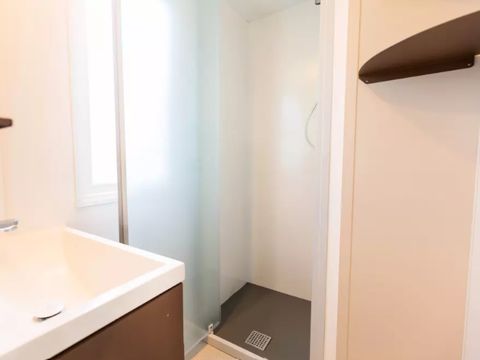 MOBILHOME 4 personnes - Loggia Premium 3 Pièces 4 Personnes