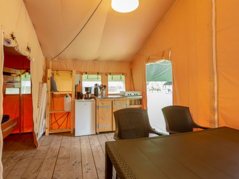 TENTE TOILE ET BOIS 6 personnes - Parc de vacances Herperduin - Tente Safari 6 personnes