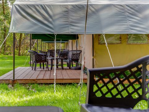 TENTE TOILE ET BOIS 6 personnes - Parc de vacances Herperduin - Tente Safari 6 personnes