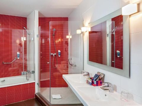 CHAMBRE 4 personnes - JUNIOR SUITE 2 ADULTES + 2 ENFANTS (MOINS DE 12 ANS)