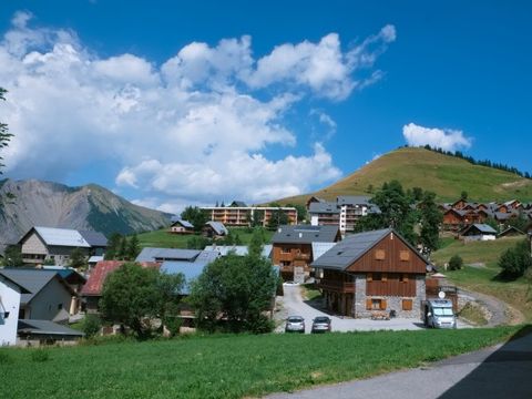 VVF Résidence Albiez-Montrond Maurienne - Camping Savoie - Image N°3