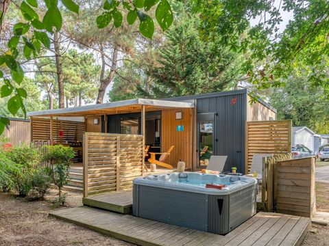 MOBILHOME 6 personnes - COTTAGE 6p 3ch 2SdB PREMIUM SPA