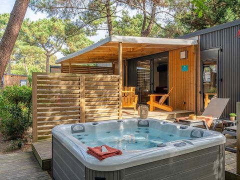 MOBILHOME 6 personnes - COTTAGE 6p 3ch 2SdB PREMIUM SPA