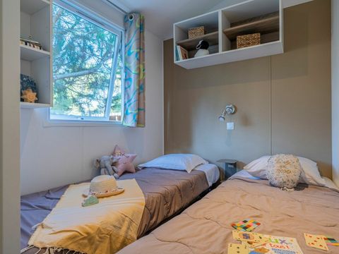 MOBILHOME 6 personnes - COTTAGE Cordouan 6p 3ch 2SdB ****