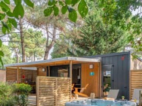 MOBILHOME 6 personnes - Cottage 6p 3ch 2SdB PREMIUM SPA