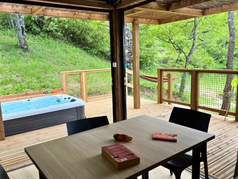 MOBILHOME 5 personnes - Cottage Séouvo 3 Pièces 5 Personnes Climatisé + TV + Jacuzzi