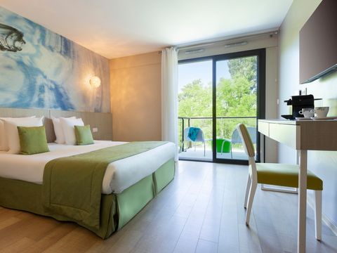 CHAMBRE 2 personnes - Chambre Double Deluxe - Vue Sorgue