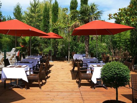 SOWELL - Domaine de la petite Isle - Luberon - Camping Vaucluse - Image N°9