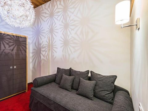 CHAMBRE 2 personnes - Junior Suite (Séjour + Petit-déjeuner)
