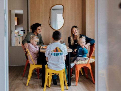 MOBILHOME 4 personnes - Confort - 2 chambres
