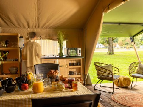 TENTE TOILE ET BOIS 4 personnes - Safari Lodge - 2 chambres + Frigidaire + Terrasse