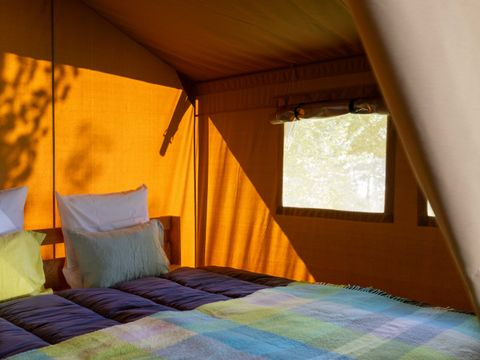TENTE TOILE ET BOIS 4 personnes - Safari Lodge - 2 chambres + Frigidaire + Terrasse