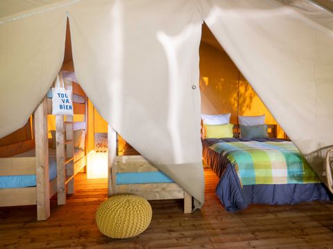 TENTE TOILE ET BOIS 4 personnes - Safari Lodge - 2 chambres + Frigidaire + Terrasse