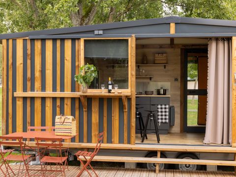 BUNGALOW TOILÉ 4 personnes - Tiny House - 2 chambres + Terrasse