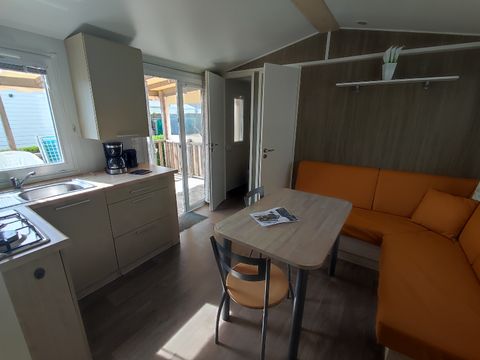 MOBILHOME 4 personnes - Confort - 2 chambres - 27m² MOBILHOME 4 personnes - Confort - 2 chambres - 27m²