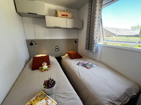 MOBILHOME 4 personnes - Prestige - 2 chambres - 26m² MOBILHOME 4 personnes - Prestige - 2 chambres - 26m²