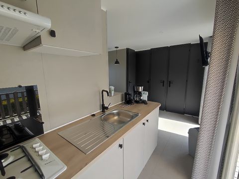 MOBILHOME 4 personnes - Prestige Plus - 2 chambres - 27m² MOBILHOME 4 personnes - Prestige Plus - 2 chambres - 27m²