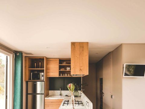 MOBILHOME 6 personnes - Prestige Plus 3 chambres - 2 salles de bain 40m² - Côté Jardin