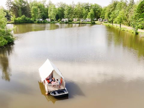 HÉBERGEMENT INSOLITE 2 personnes - Insolite Flotente