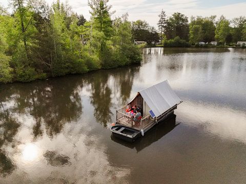 HÉBERGEMENT INSOLITE 2 personnes - Insolite Flotente
