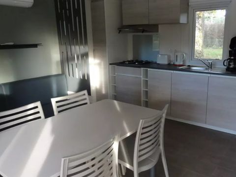 MOBILHOME 4 personnes - Prestige, 2chambres, 2 salles de bain, 35m² MOBILHOME 4 personnes - Prestige, 2chambres, 2 salles de bain, 35m²