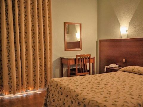 CHAMBRE 4 personnes - Chambre Quadruple