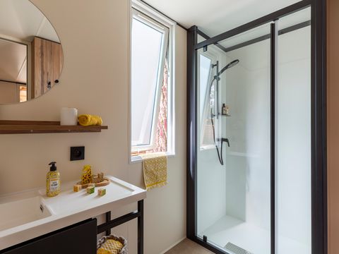 MOBILHOME 4 personnes - Exclusif - 2 chambres - 2 salles d'eau - Clim.