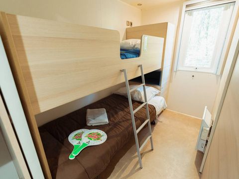 Mobilhome 8 personnes - Exclusif - 4 chambres - 3 salles d'eau - Clim. 2 modules