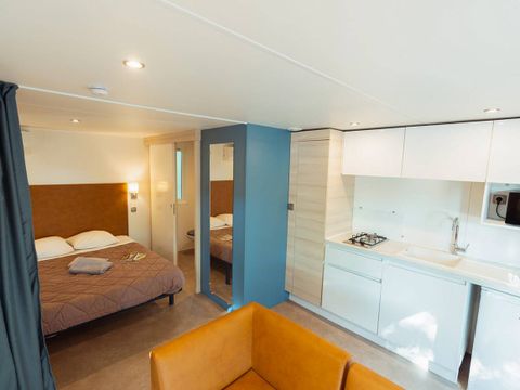 Mobilhome 8 personnes - Exclusif - 4 chambres - 3 salles d'eau - Clim. 2 modules