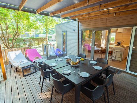 Mobilhome 8 personnes - Exclusif - 4 chambres - 3 salles d'eau - Clim. 2 modules