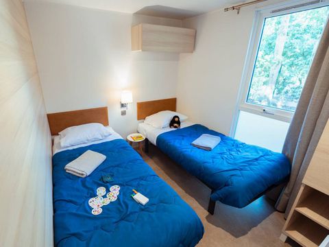 Mobilhome 8 personnes - Exclusif - 4 chambres - 3 salles d'eau - Clim. 2 modules