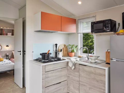 MOBILHOME 4 personnes - Mobil-Home PLAISIR 3 Pièces 4 Personnes + TV