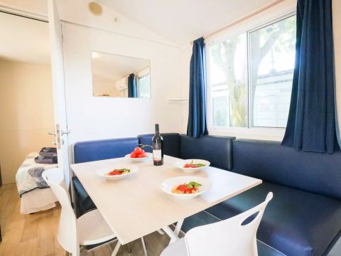 MOBILHOME 6 personnes - Mobil Home 3 Pièces 6 Personnes (5 adultes + 1 enfant -12 ans)